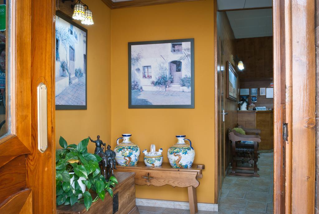 Hotel Hidalgo Quijada ألكازار دي سان خوان المظهر الخارجي الصورة