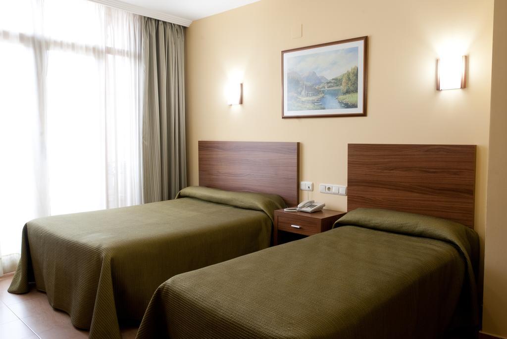 Hotel Hidalgo Quijada ألكازار دي سان خوان المظهر الخارجي الصورة