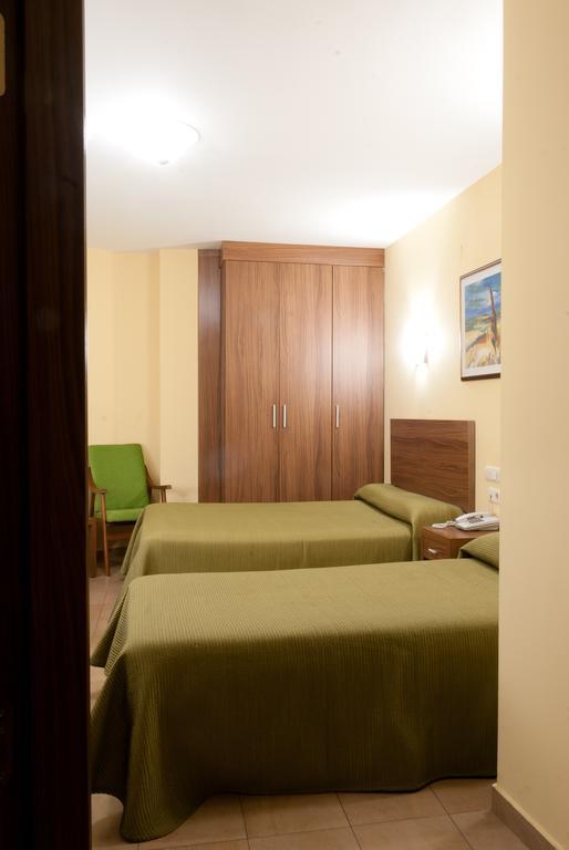 Hotel Hidalgo Quijada ألكازار دي سان خوان المظهر الخارجي الصورة