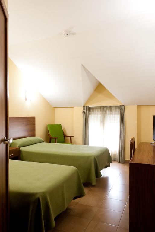 Hotel Hidalgo Quijada ألكازار دي سان خوان المظهر الخارجي الصورة