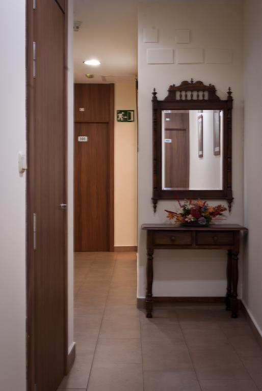 Hotel Hidalgo Quijada ألكازار دي سان خوان المظهر الخارجي الصورة